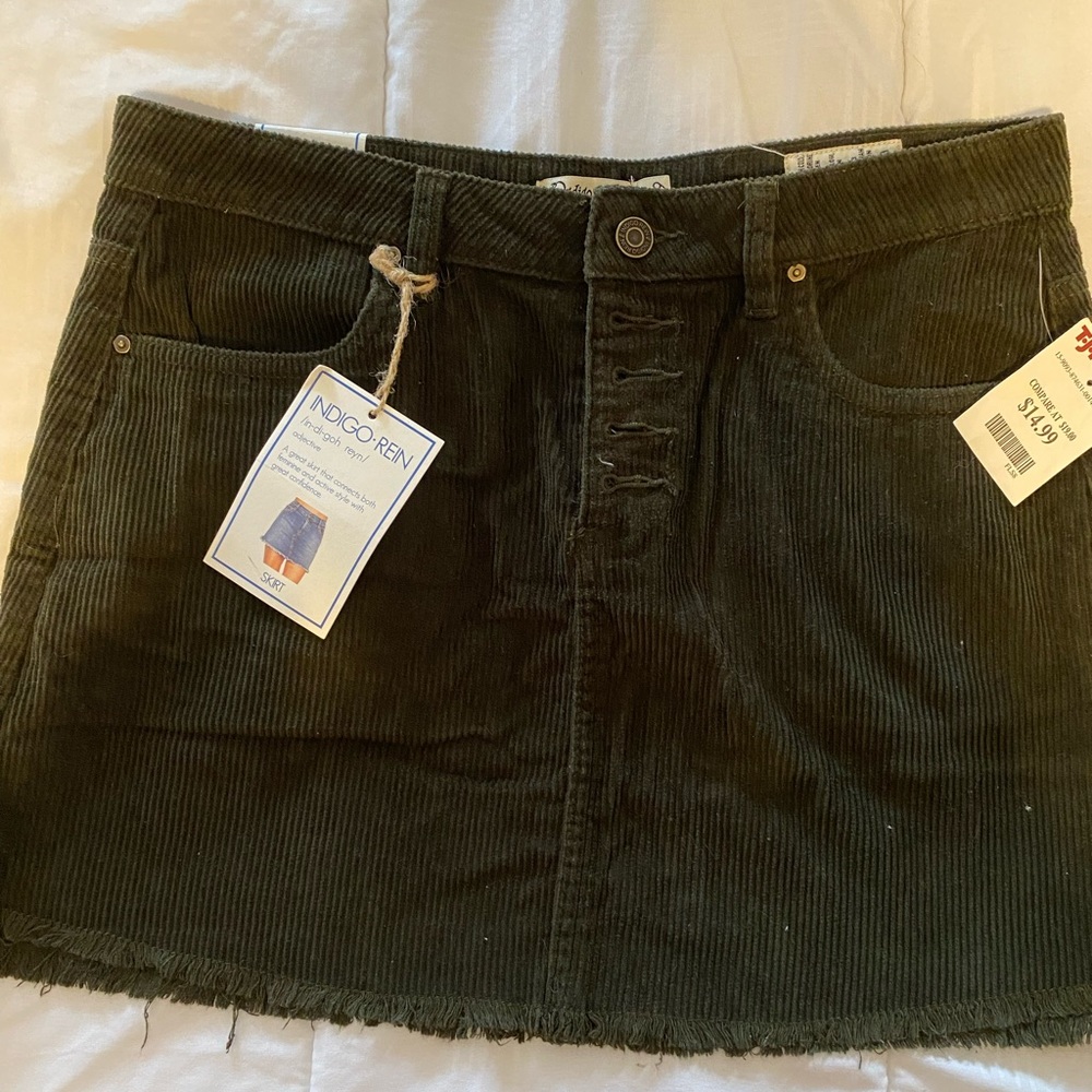 NWT corded green skirt